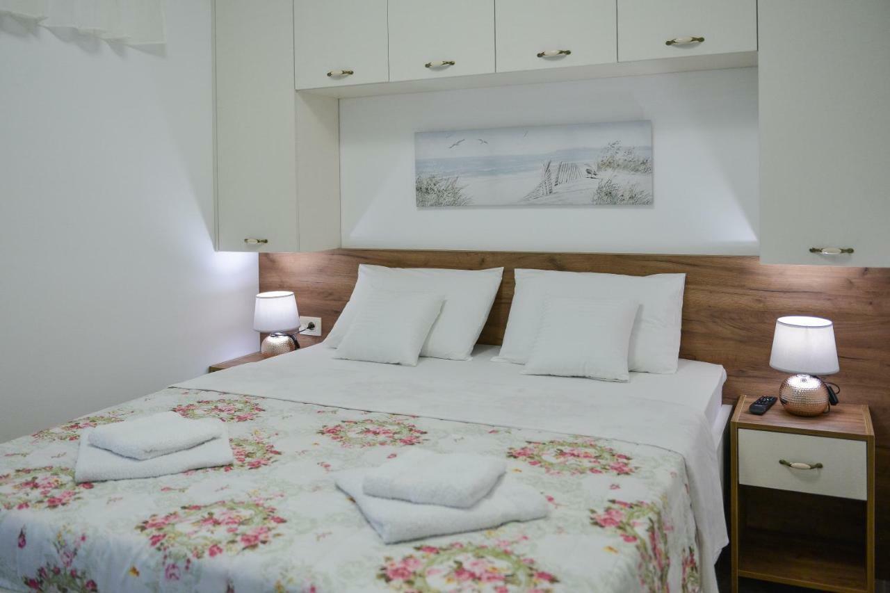 Brand New Apartments Sveti Stefan Eksteriør bilde
