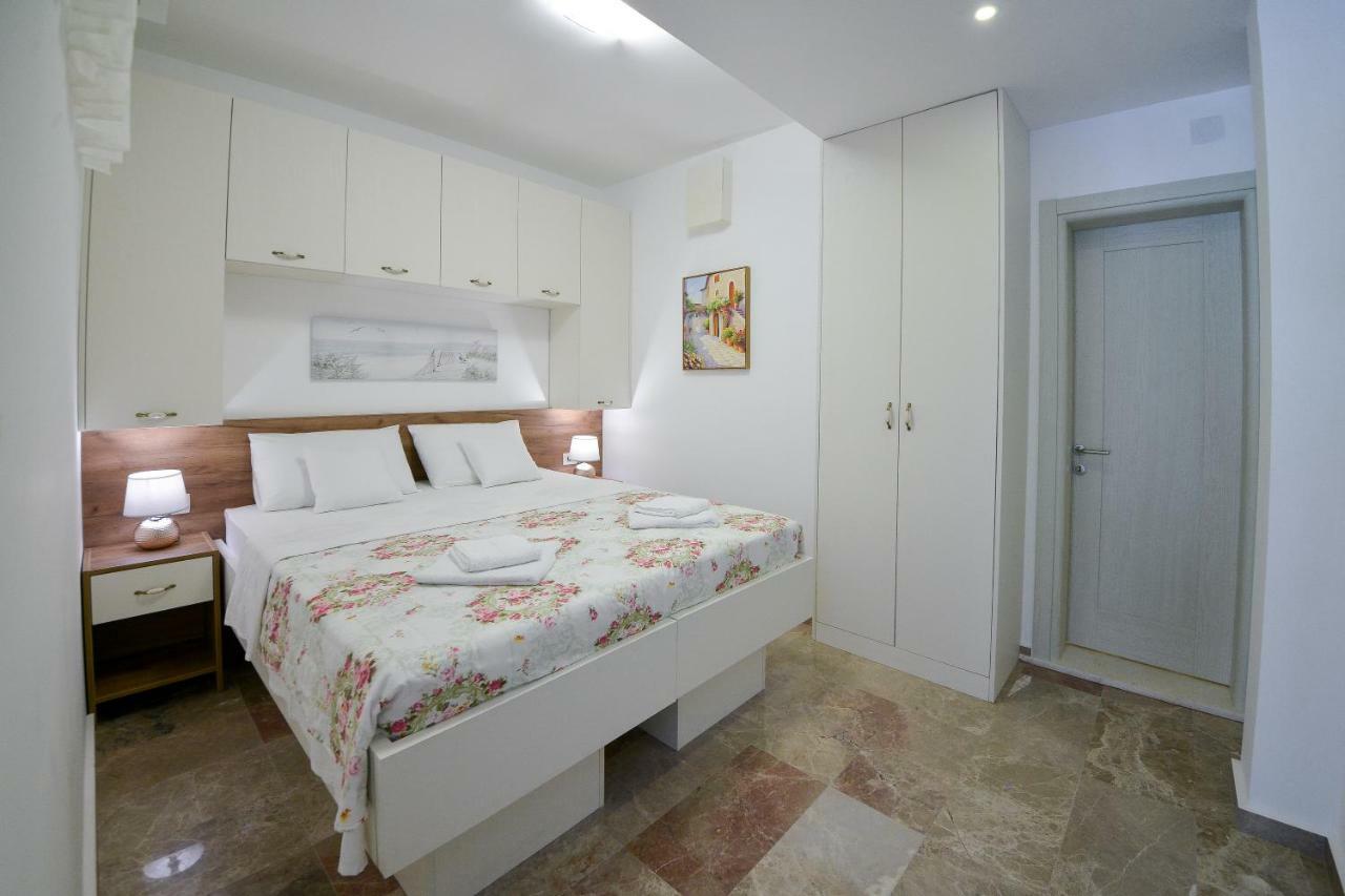 Brand New Apartments Sveti Stefan Eksteriør bilde