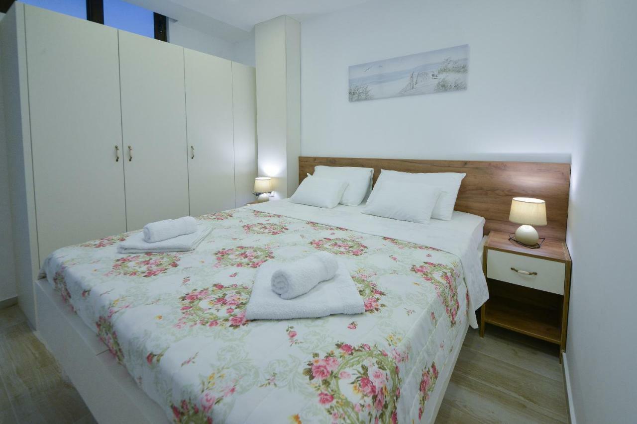 Brand New Apartments Sveti Stefan Eksteriør bilde